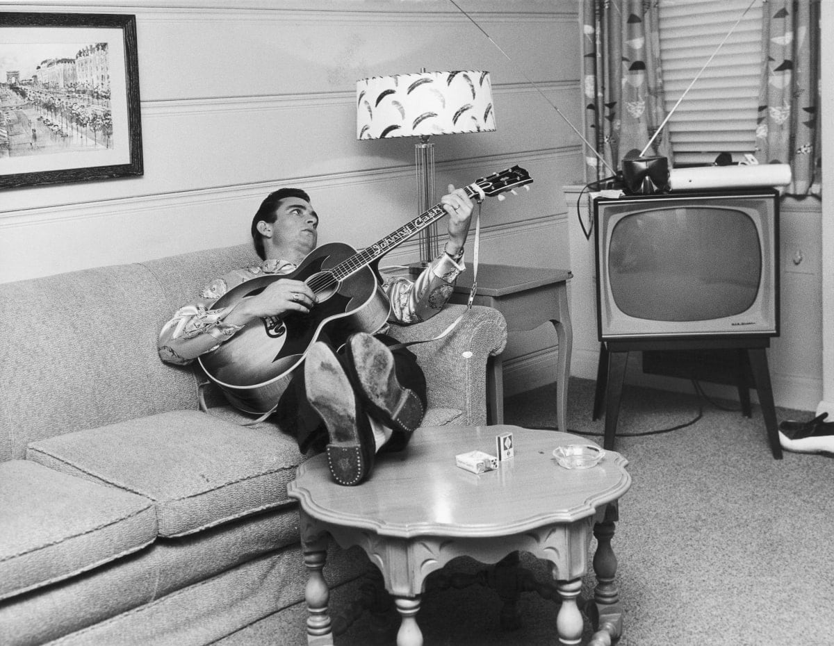 Johnny Cash in 1960 | Photo by Michael Ochs Archives/Getty Images