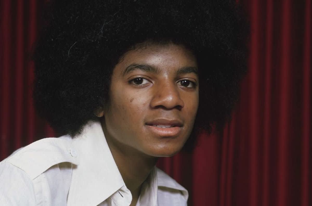 Michael Jackson portrait 1 March, 1975.(Image Source: Getty Images| Photo by Fin Costello)