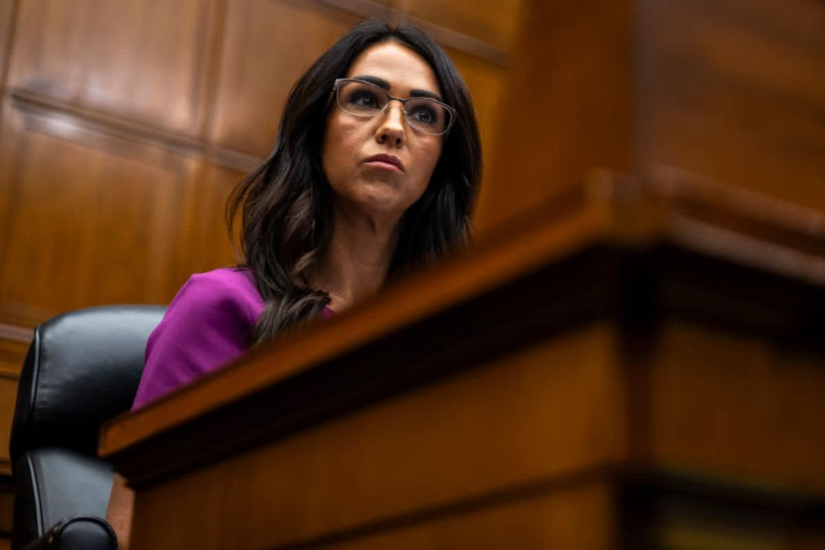 Lauren Boebert (R-CO) questions the United States Secret Service Director Kimberly Cheatle during a House Oversight and Accountability Committee hearing in the Rayburn House Office Building on July 22, 2024, in Washington, DC. (Image Source: Samuel Corum/Getty Images)