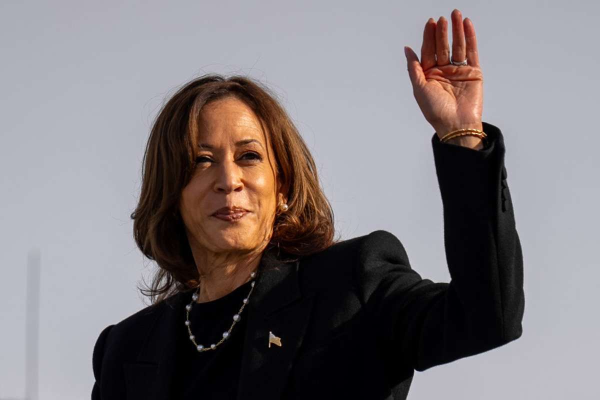 Vice President Kamala Harris arrives at Harrisburg International Airport to attend a rally at the Pennsylvania Farm on October 30, 2024 in Harrisburg, Pennsylvania. (Image Source: Andrew Harnik/Getty Images)