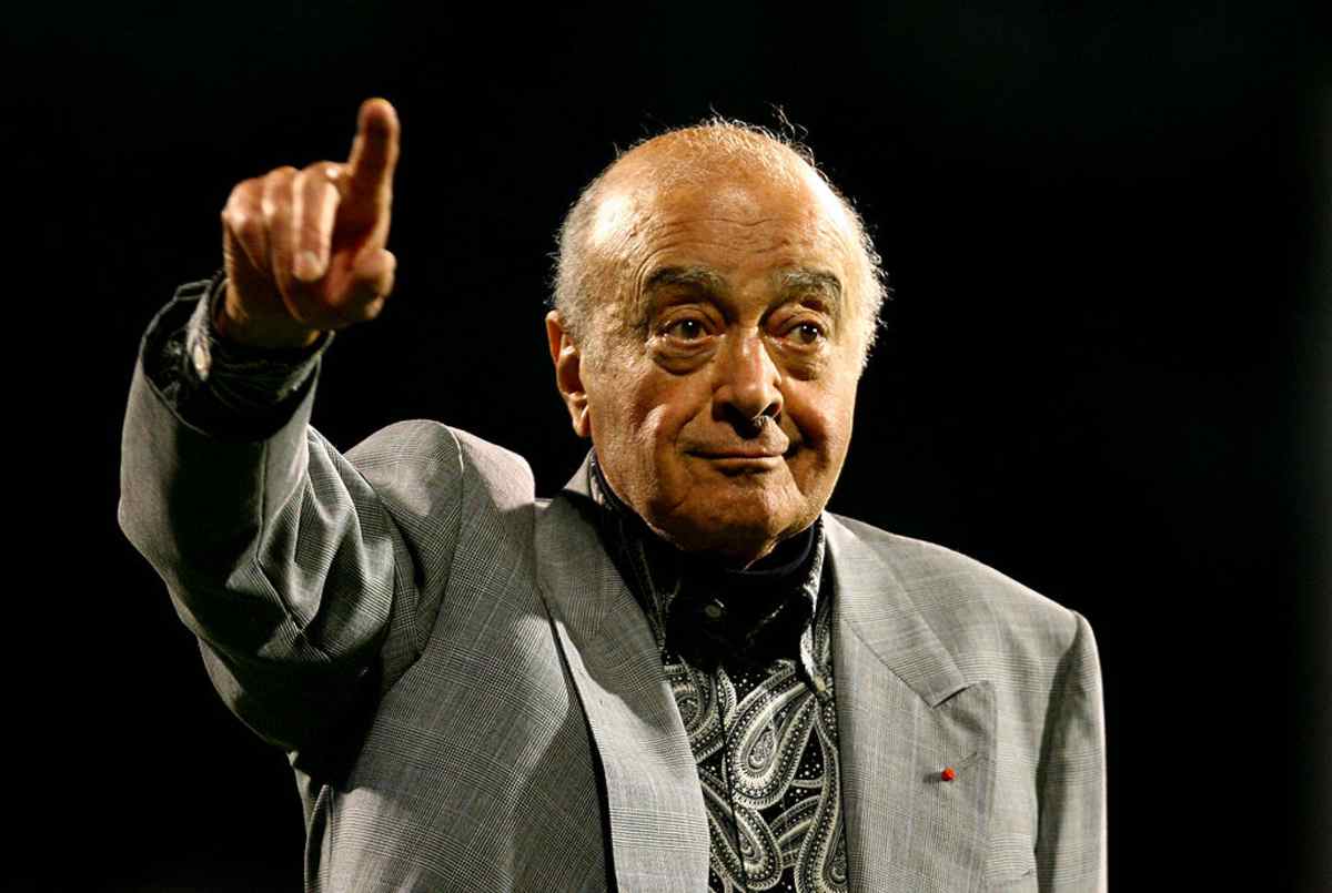 Fulham owner Mohamed al-Fayed gestures during the Barclays Premier League match between Fulham and Hull City at Craven Cottage on October 19, 2009 in London, England. (Image Source: Ian Walton/Getty Images)