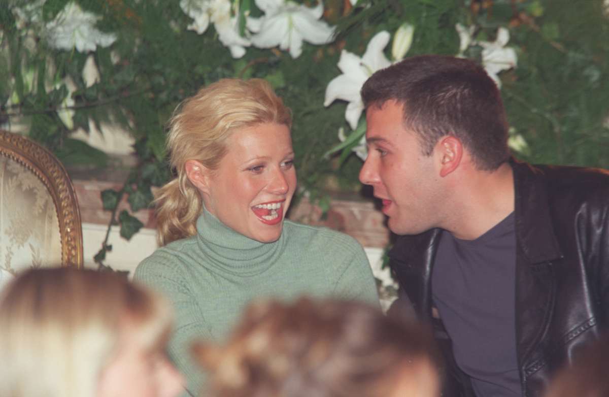 Gwyneth Paltrow and Ben Affleck attended a fashion show in 1998. (Image Source: Getty Images | Photo by Stephane Cardinale)