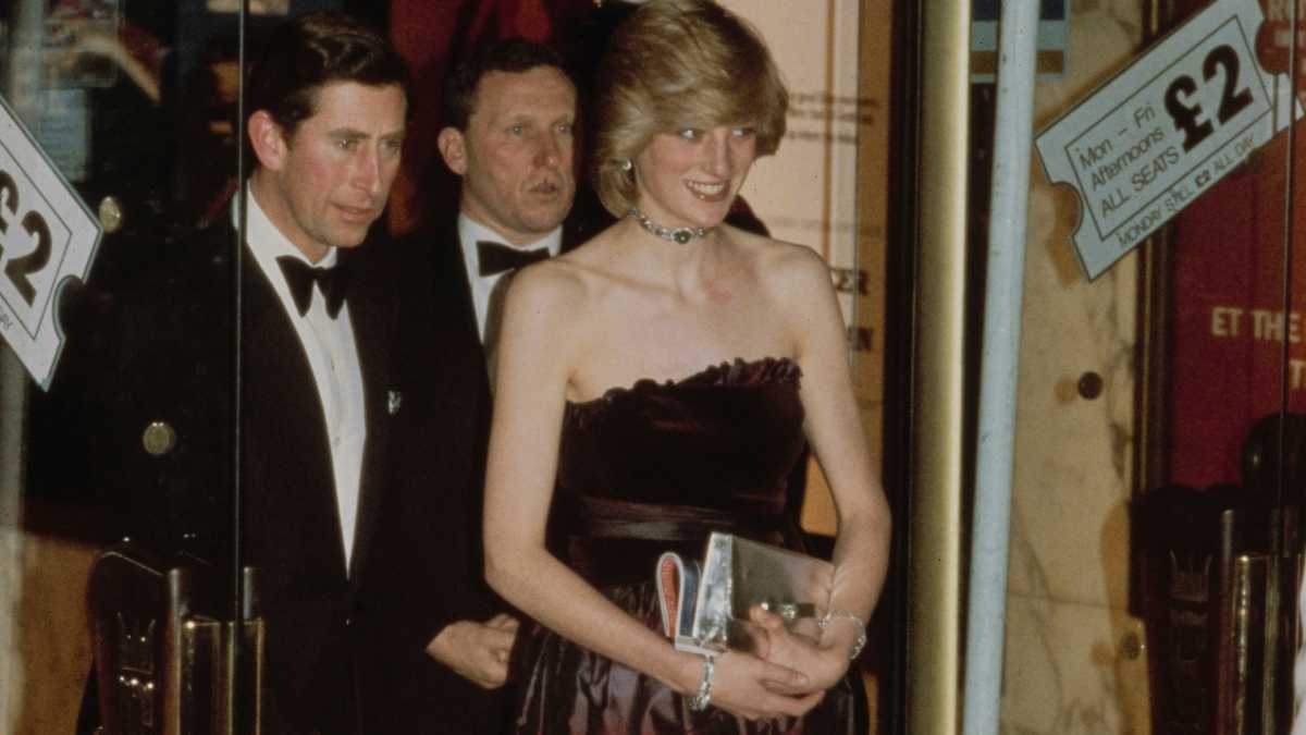 The Prince and Princess of Wales arriving at the film premiere of 'ET' at the Empire, Leicester Square, London, 9th December 1982. (Image Source: Getty Images | Photo by Tim Graham)