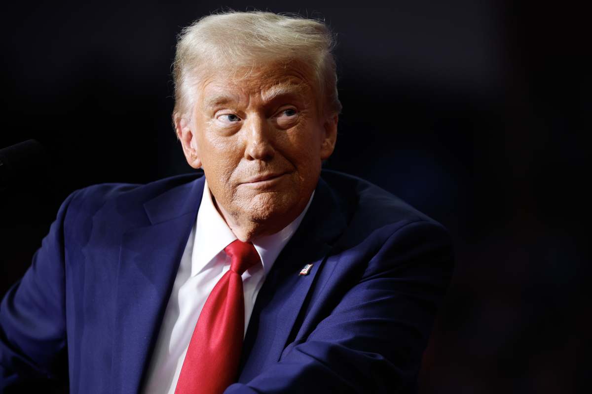 Donald Trump holds a campaign rally at the PPG Paints Arena on November 04, 2024 in Pittsburgh. (Image Source: Getty Images | Photo By  Chip Somodevilla)