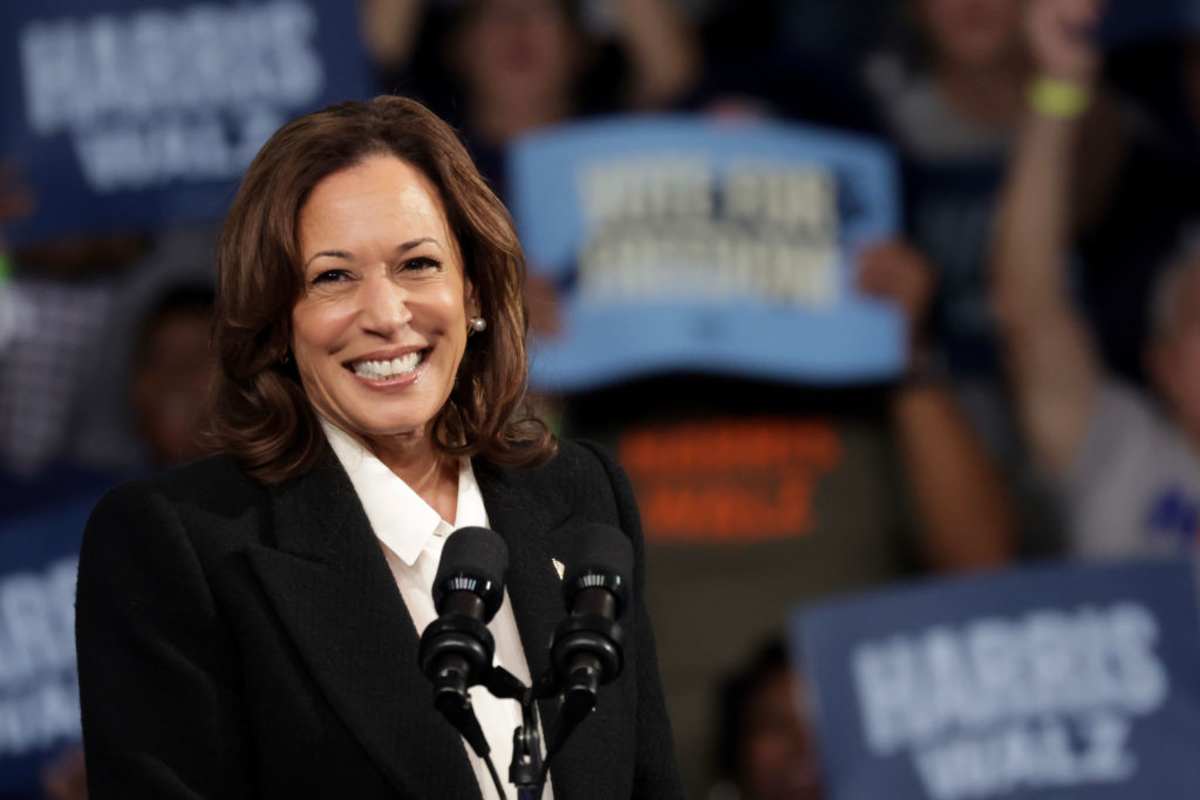 Kamala Harris rallies with supporters at the Williams Arena on October 13, 2024, in North Carolina. (Image Source: Getty Images | Photo by Alex Wong)