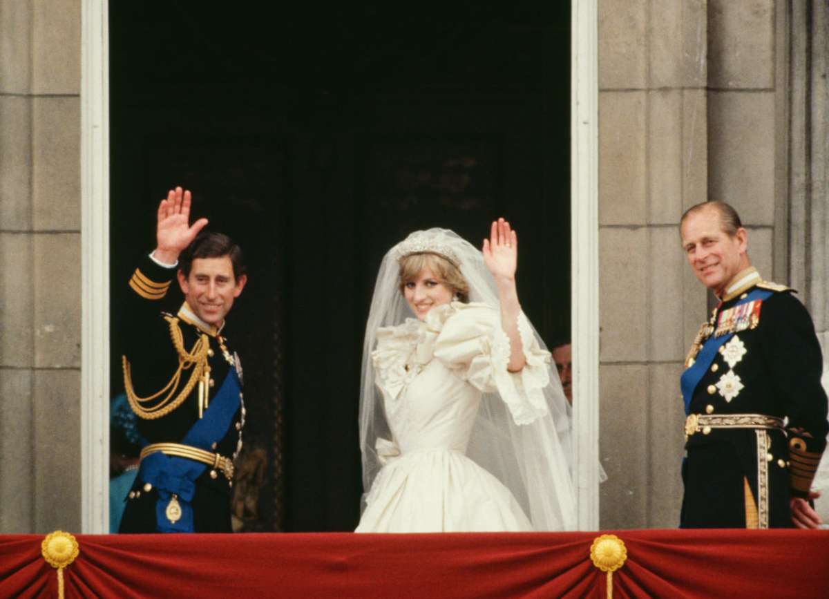 Prince Charles And Princess Diana Waving From The Balcony Of Buckingham Palace. (Image Source:  Getty Images | Photo by Tim Graham Photo Library)