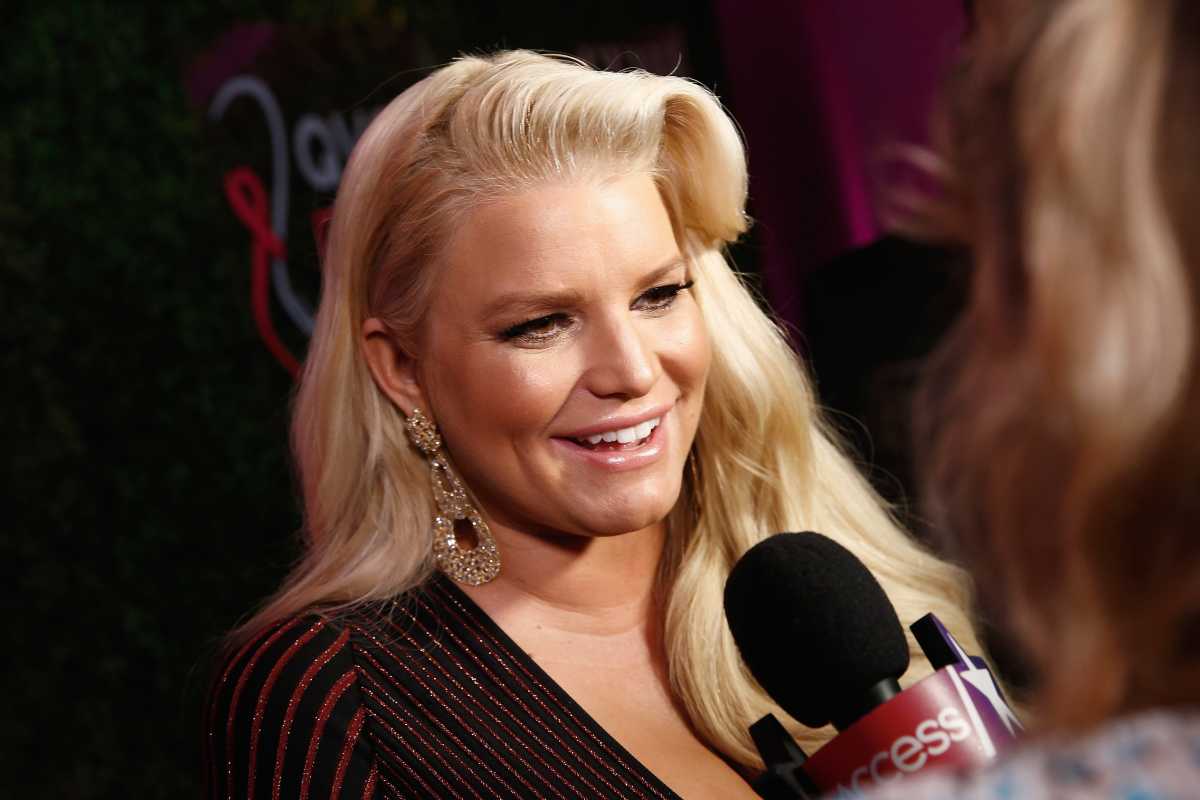  Fashion Icon Award Honoree Jessica Simpson attends the 25th Annual QVC 