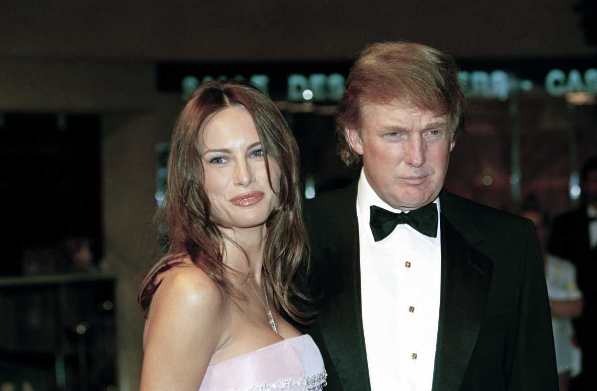 Donald Trump and Melania Knauss in Monaco, August 1999. Image Source: Getty Images | Photo by Stephane Cardinale