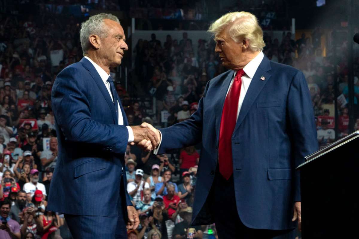 Robert F. Kennedy Jr. and Donald Trump at Desert Diamond Arena on August 23, 2024 in Glendale, Arizona (Image Source: Getty Images / Photo by Rebecca Noble)