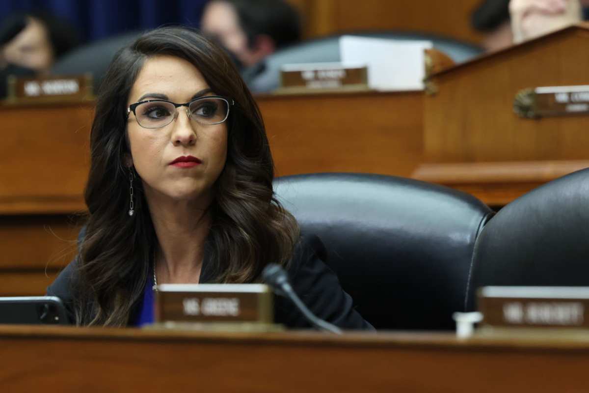 Lauren Boebert (R-CO) listened to witness testimony during a House Oversight Committee hearing on the U.S. southern border at the Rayburn House Office Building on February 7, 2023, in Washington, DC. (Image Source: Kevin Dietsch/Getty Images)