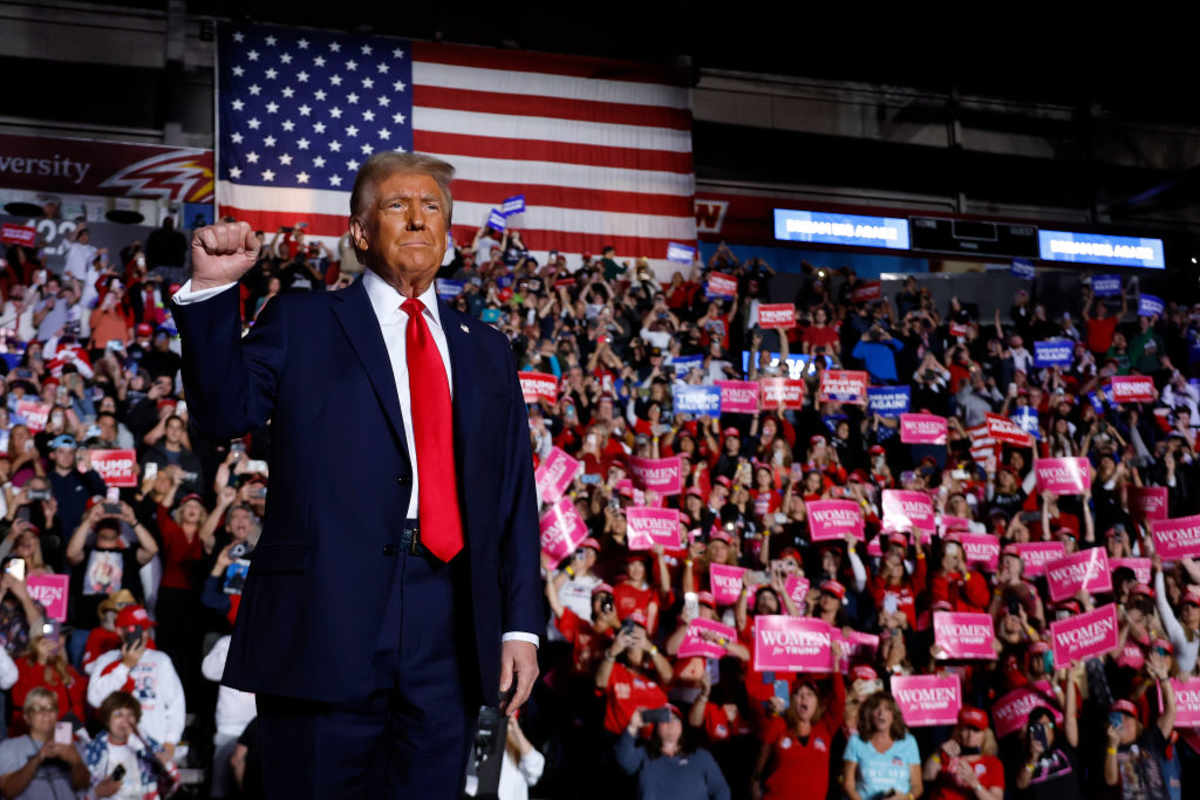 Donald Trump takes the stage during a campaign rally at the Santander Arena on November 04, 2024 in Reading, Pennsylvania. (Image Source: Chip Somodevilla/Getty Images)