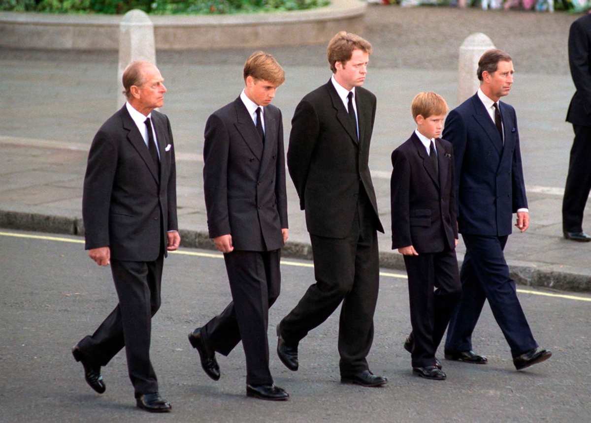 The Duke Of Edinburgh, Prince William, Earl Spencer, Prince Harry, And The Prince Of Wales Following The Coffin Of Diana.(Image Source: Getty Images| Photo by Tim Graham Photo Library) 