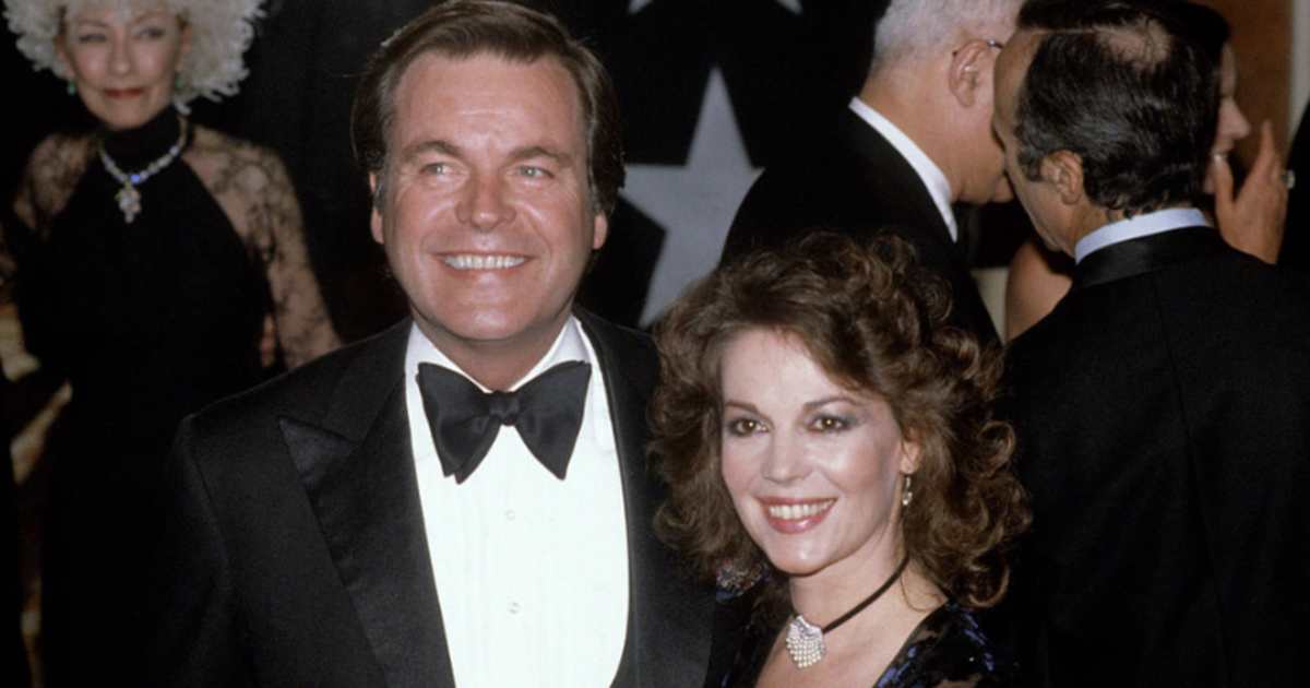 Robert Wagner and Natalie Wood circa 1981 in Los Angeles, California. (Image Source: Getty Images | Photo By Bret Lundberg)