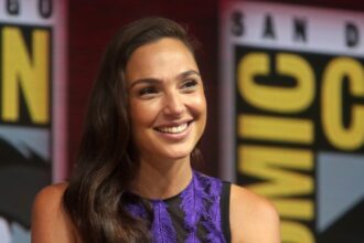 Gal Gadot speaking at Comic Con